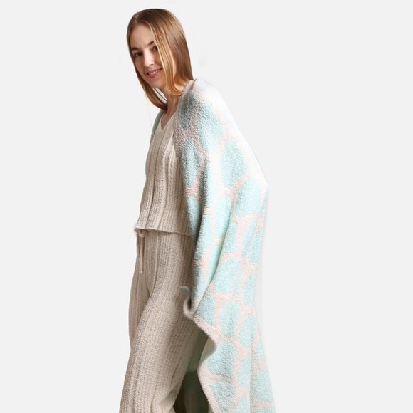 P/S Mermaid Scale Luxury Soft Throw Blanket·50x60·Super Soft Throw·ComfyLuxe - Picture 6 of 7